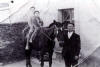  1952 - El tío Andrés con sus hijos Alfredo y Eva 